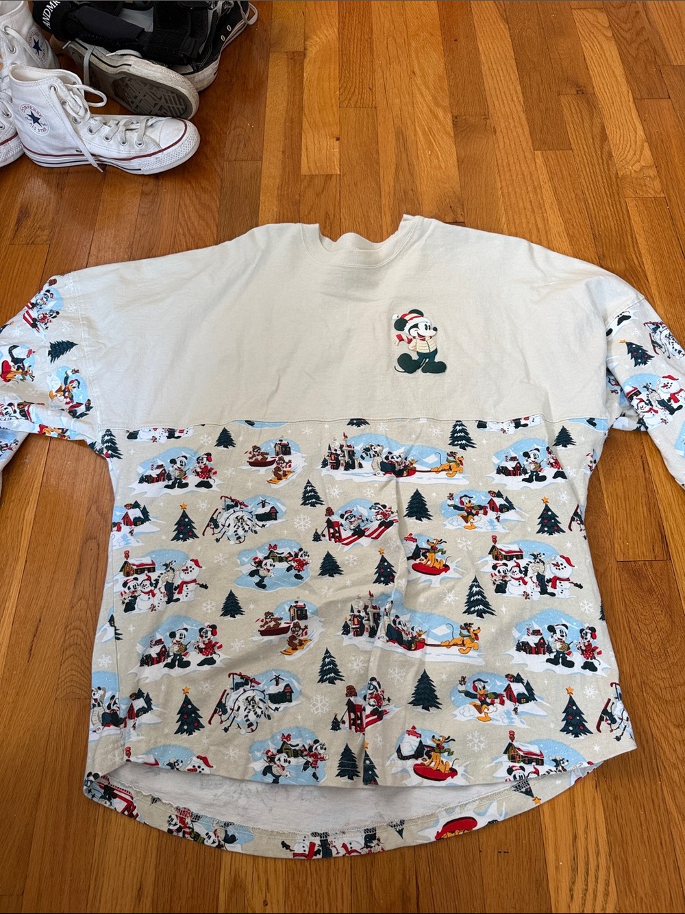 Disney White and Light Blue Holiday Sweatshirt with Mickey Print
